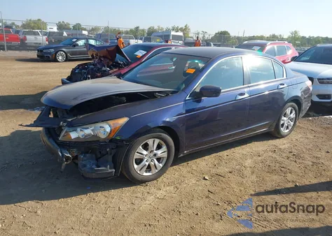 2010 Honda Accord 2.4 Lx-P из США, поврежденный, VIN 1HGCP2F43AA178013
